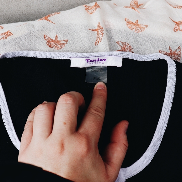 TanJay Petite Black and White Sweater - Picture 2 of 5